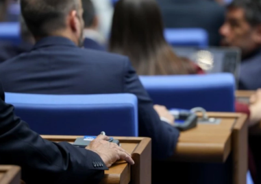 Депутатите приеха промените в Закона за защита на потребителите срещу високите цени