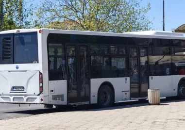 Временно изменят маршрутите на 5 автобусни линии утре