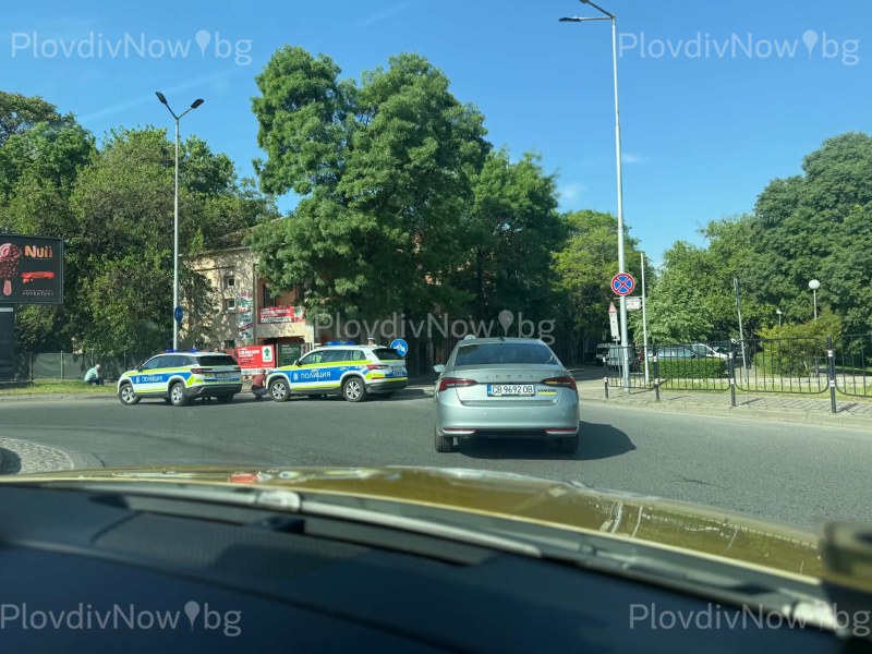 Кола блъсна мъж на тротинетка в центъра на Пловдив