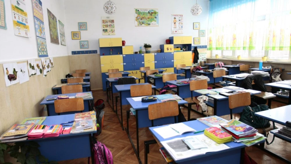 Родители и учители в спор: Трябва ли директорите на училища да имат мандатност?