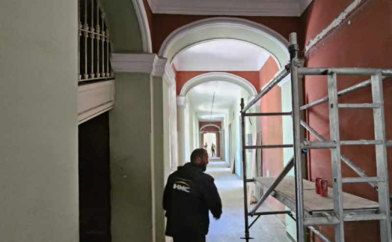 Обновената Хуманитарна гимназия ще приеме отново учениците си на 15 септември