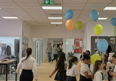 ОУ „Димитър Талев“ в Пловдив откри модерен STEM център