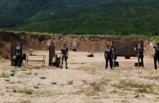 Пловдивската полиция събра спецполицаи и военни на турнир в Црънча