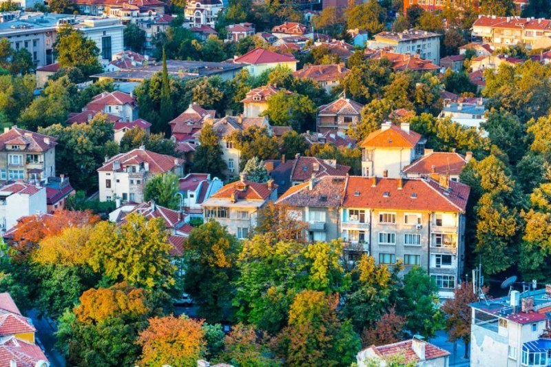 Събота в Пловдив - слънчева, топла и умерено ветровита