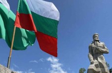 Почитаме Деня на Ботев и на загиналите за свободата на Отечеството