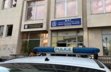Тийнейджър буйствал пред заведение в Асеновград, защото не получил водка