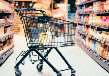 15% по-евтина потребителска кошница договориха правителство и веригите