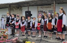 chitalishteto-karlovskoto-gorni-domlian-079.jpg