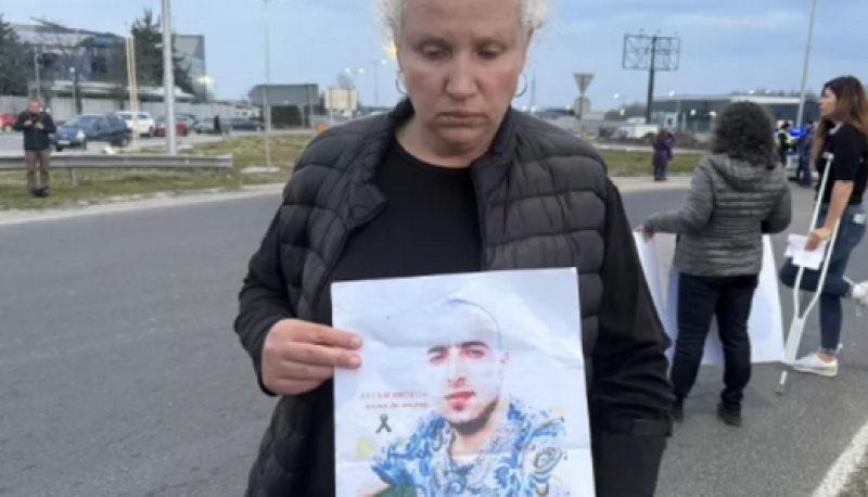 Майката на Митко от Цалапица получи последните му вещи