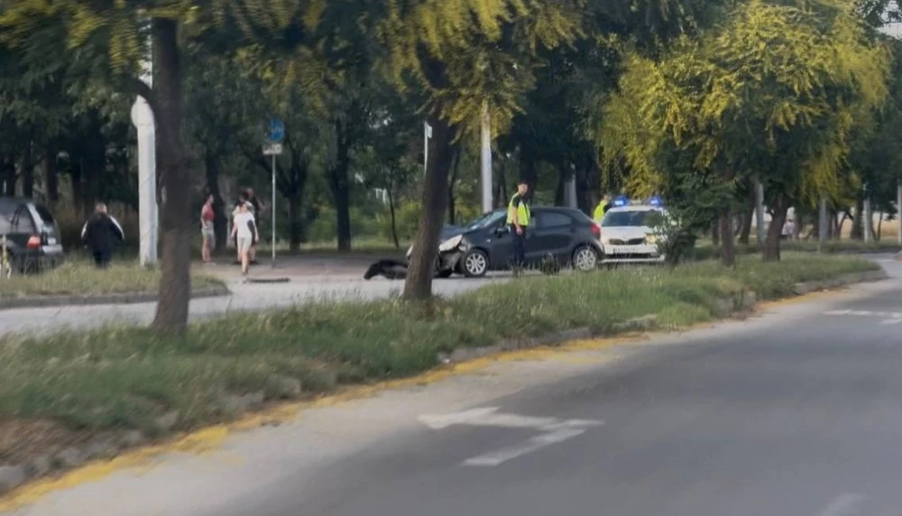 Две коли се удариха на Околовръстното в Тракия