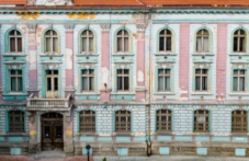 Реставрират фасадите на БНБ за 1 825 916 евро
