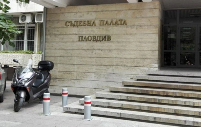Съдия брани Костадинов в дело срещу медия с внушения за неофашизъм