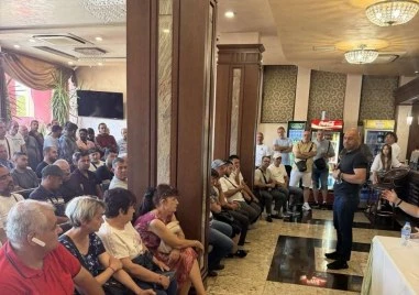 Кметът се срещна с шофьори от Узбекистан и Индия, качват се на автобусите в Пловдив