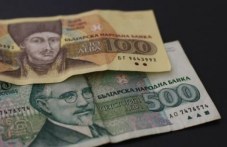 На този ден: В България е въведен валутен борд, левът е приравнен към германската марка