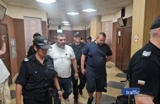 Фирми на обвиняемите по схемата със строителни фактури печелят обществени поръчки и стопанисват заведение