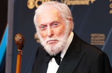 На 100 години актьорът Дик Ван Дайк разкрива тайната на дълголетието си
