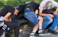 Пловдивчанка засне три “зомбита“ на пейка ВИДЕО