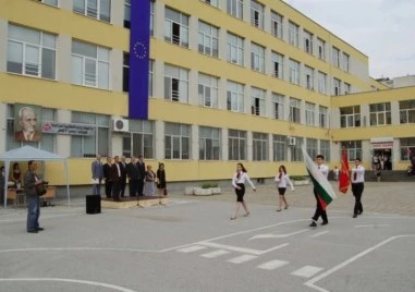 След скандала с прием на деца „по болест“ в гимназиите в София – има ли ръст и в Пловдив?