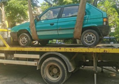 Район „Северен“ предлага промени за по-бързо премахване на изоставените автомобили в Пловдив