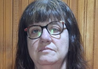 Ваня се бори с рядък мозъчен тумор, за да остане до сина си