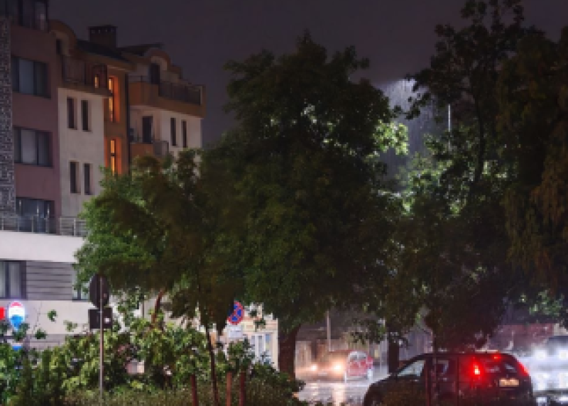Сряда в Пловдив - температурите падат, прогнозата е пак за дъжд и гръмотевици