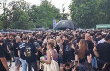 Пловдив “говори“ различни езици: Hills of Rock напълни хотели, заведения и улици с туристи ВИДЕО