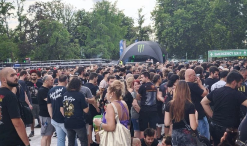 Пловдив “говори“ различни езици: Hills of Rock напълни хотели, заведения и улици с туристи ВИДЕО