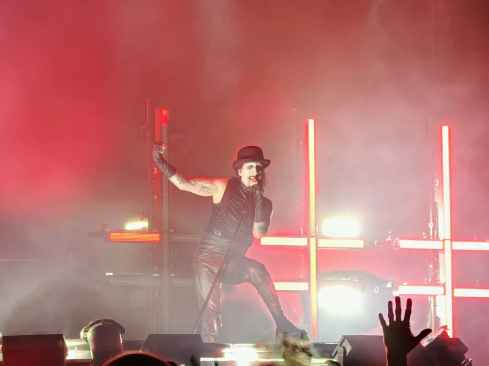 Мрачен карнавал в Пловдив! Мерилин Менсън превърна първата нощ на Hills of Rock 2026 в готически ритуал