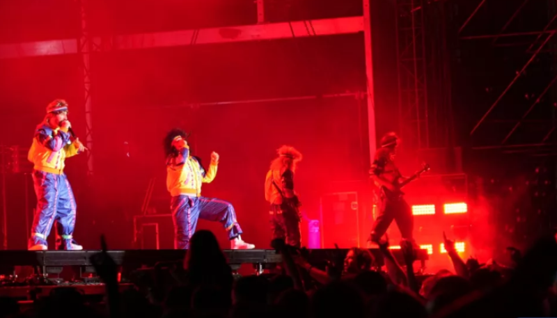 Германците Electric Callboy пренаписаха правилата на Hills of Rock 2026 СНИМКИ