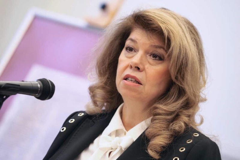 Президентът Йотова ще обнародва Бюджет 2026, няма да налага вето