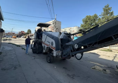 Преасфалтират важен пътен участък в „Източен“