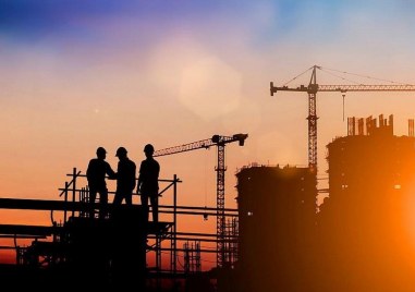 Синдикат иска промени в работния режим в горещините