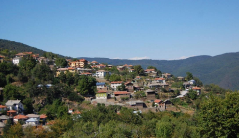 Кукленско село празнува 125 години на читалището си