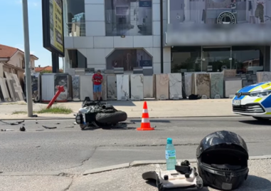 Моторист пострада при катастрофа на Коматевско шосе