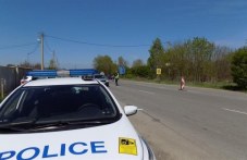 Дрогиран шофьор на камион блъсна мантинела на „Тракия“ край Пловдив и избяга