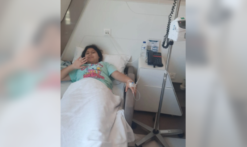 Малката Мирела има нужда от подкрепа, за да продължи лечението си