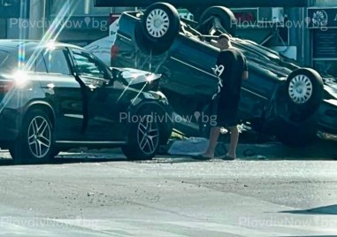 Тежка катастрофа в Тракия, кола се преобърна