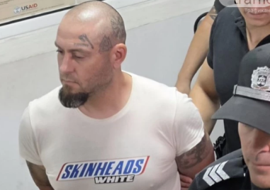 „Skinheads White“ пред съда: Колко по-очевидни трябва да станат знаците