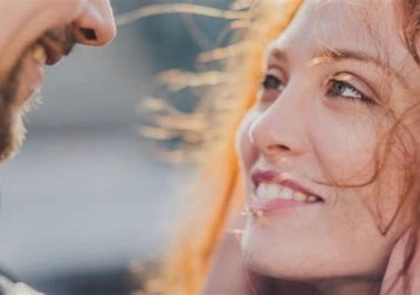7 причини защо мъжът ви общува с бившата си