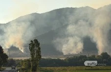 Голям пожар избухна между Розино и Кърнаре СНИМКИ