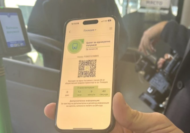 Двойно по-скъпо при шофьора, но е-билетът остава 50 цента - кога ще тръгне „Тикси“?