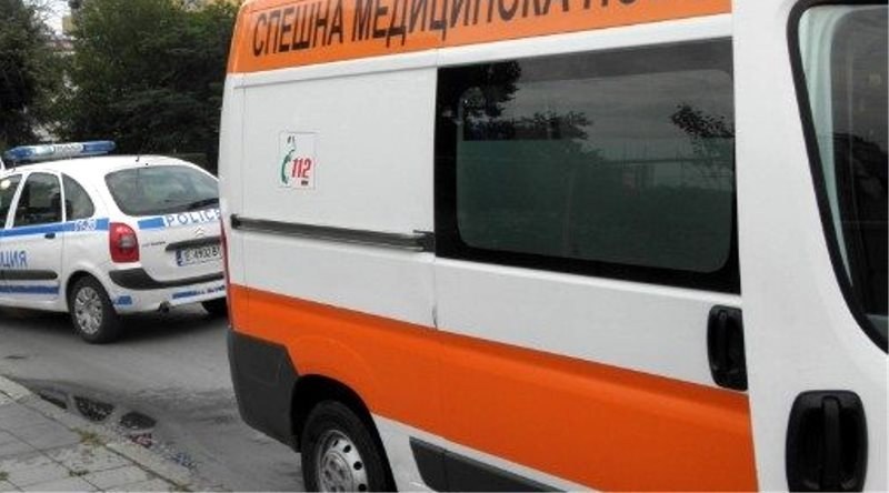 Камион помете пешеходец край борсата в Първенец