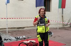 „Уморени сме и мръсни, но не усещаш умората“: Доброволците, които излизат на терен, когато Пловдив е в беда ВИДЕО
