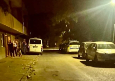 Съседски спор за врата на паркинг завърши с намушкан мъж в Пловдив