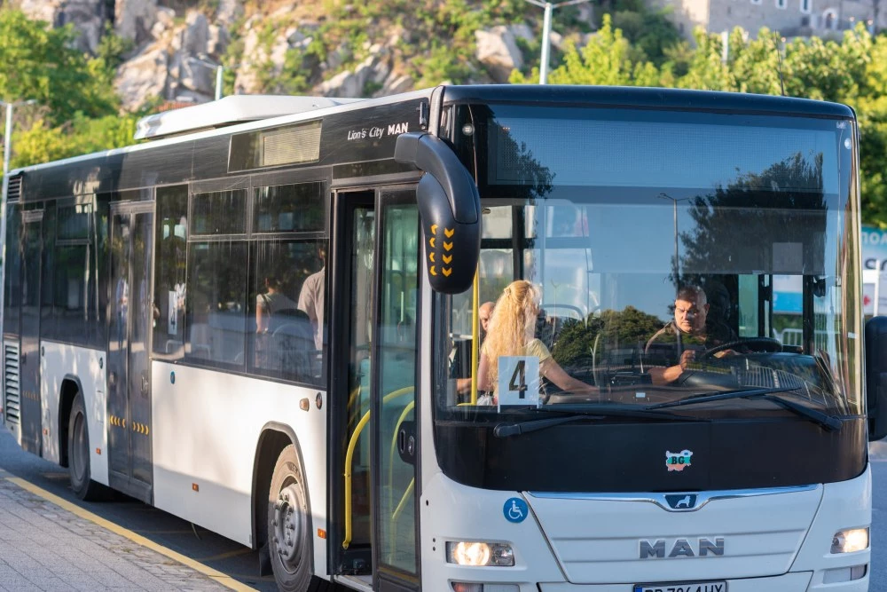 promeniat-marshruta-niakolko-avtobusa-272.webp