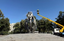 s-novi-znamena-izkapan-pametnik-i-885.jpg