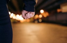 Нова жестокост в Пловдив: Тийнейджъри нападнаха връстник, гориха го със запалки