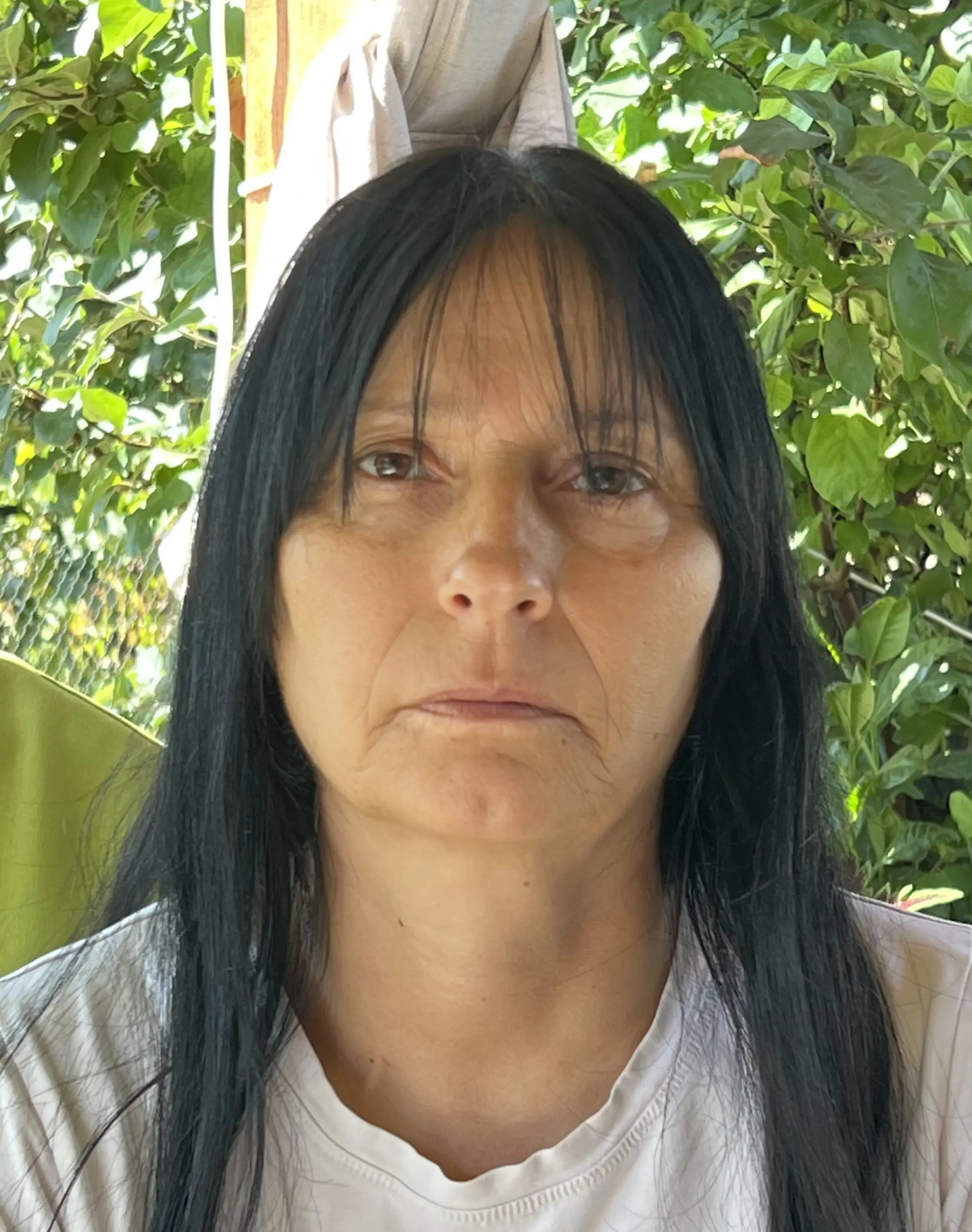 Диляна се бори с онкологично заболяване и моли за шанс да живее