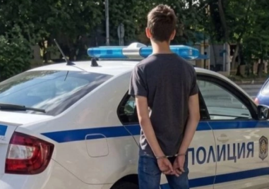 Непълнолетен джигит отново прибран в ареста в Асеновград