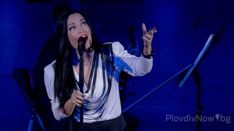 От Nightwish до „Ave Maria“: една различна Tarja в Пловдив